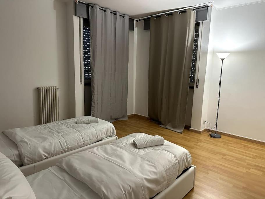 Leone D'Oro - Full Apartment Mestre Exterior photo